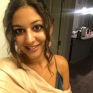 Meet your Posher, Rebecca